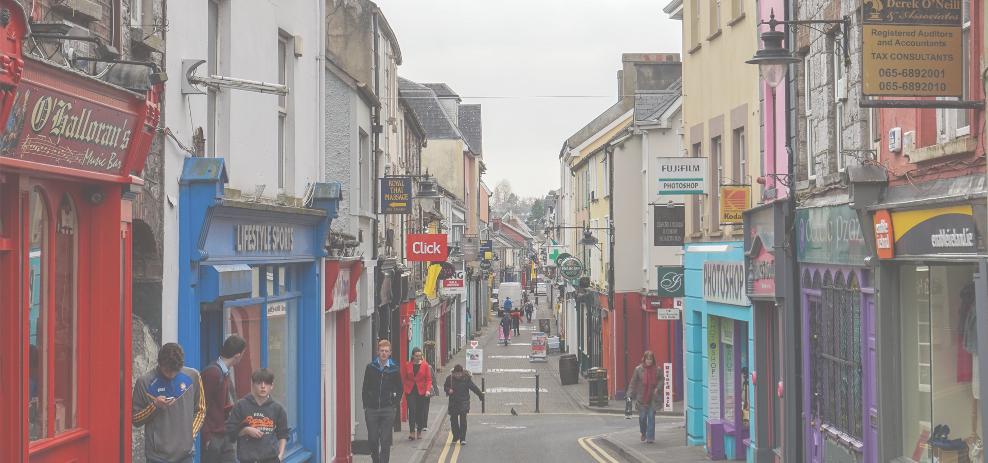 <b>Ennis, County Clare, The Province of Munster, Ireland</b>